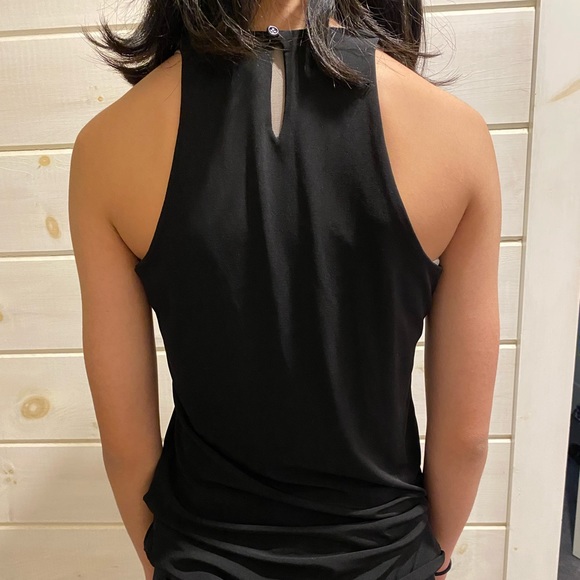 Anatomie Cami Wrinkle-free Travel Tank in Black - Picture 2 of 8